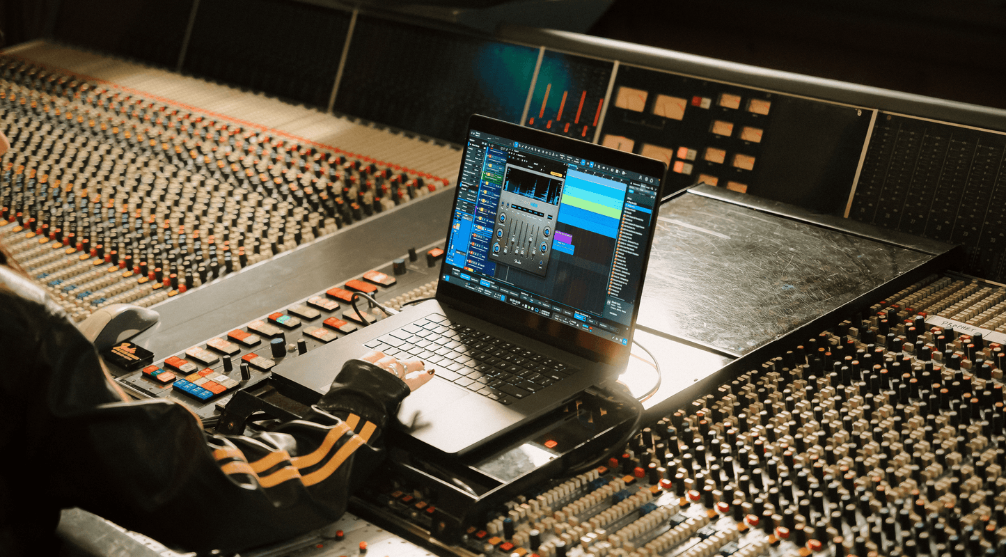 Fender Studio® Pro